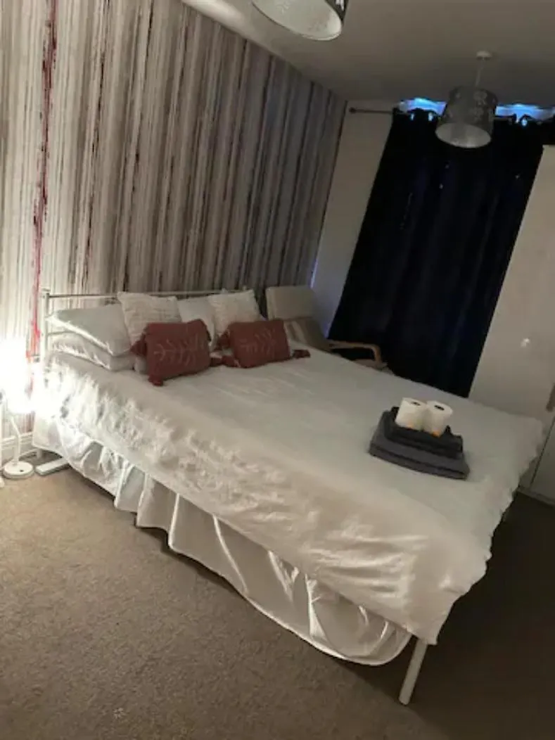 Homestay Lovely En-Suite Double Room London